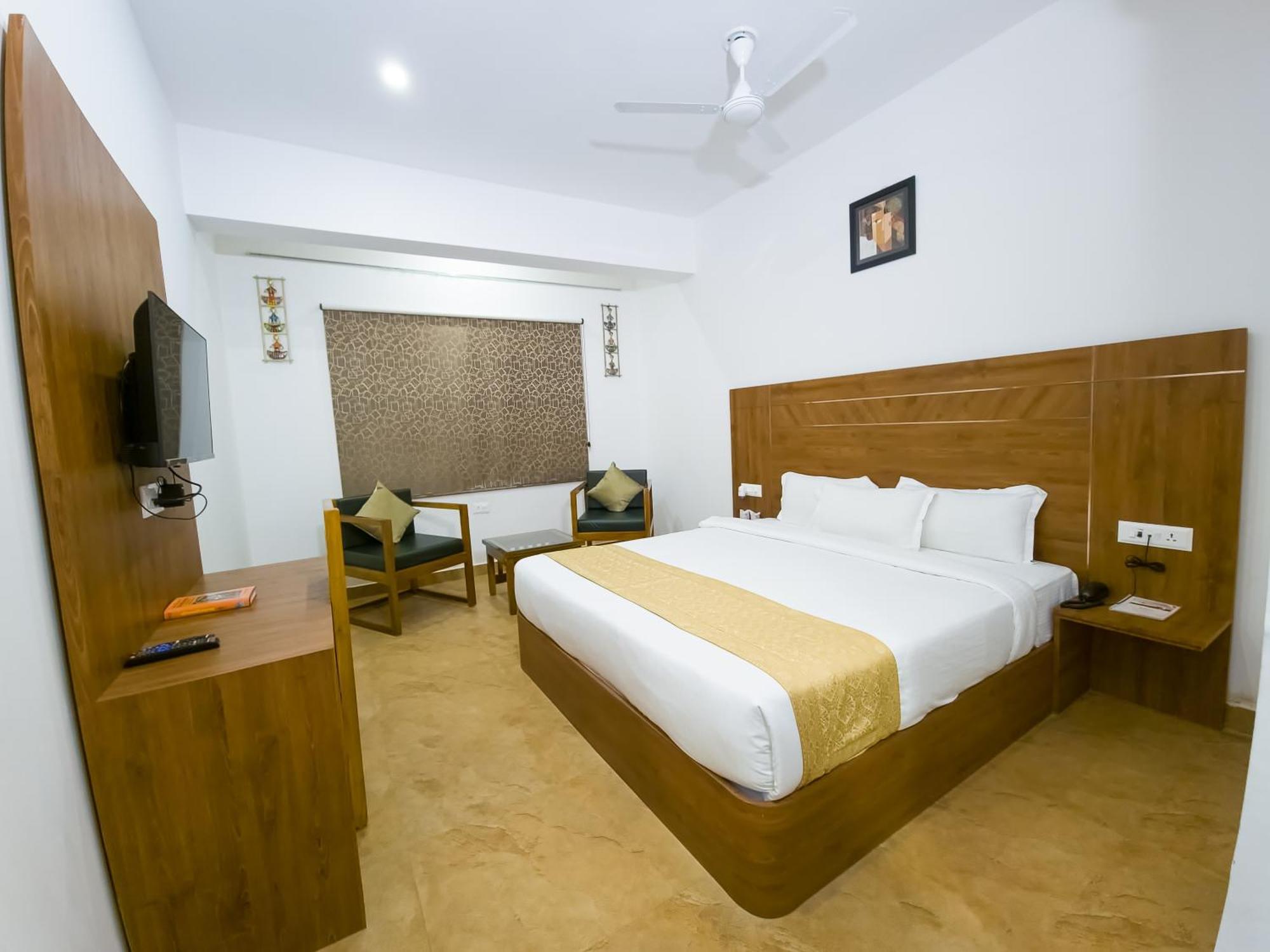 Готель Amritara Ramila Kutir Ayodhya Екстер'єр фото